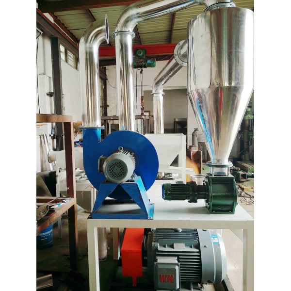 Plastic Scrap Cutter Milling Machine Water Spray Cooling Compact Structure