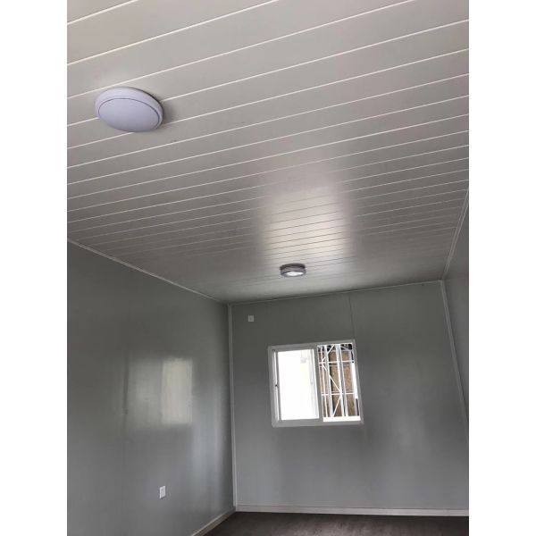 Light Prefab Workforce Housing 20 Feet Flatpack Easy Assemble Living Container House