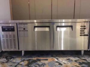 Quality Stainless Steel Commercial Refrigeration Workbench for Hotel Kitchen for sale