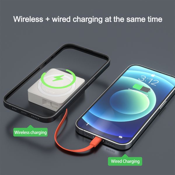 High-Capacity Three-in-One Mini Type-C 3A Fast-Charging Two-Way Portable Magnetic Charging Treasure Power Banks Station