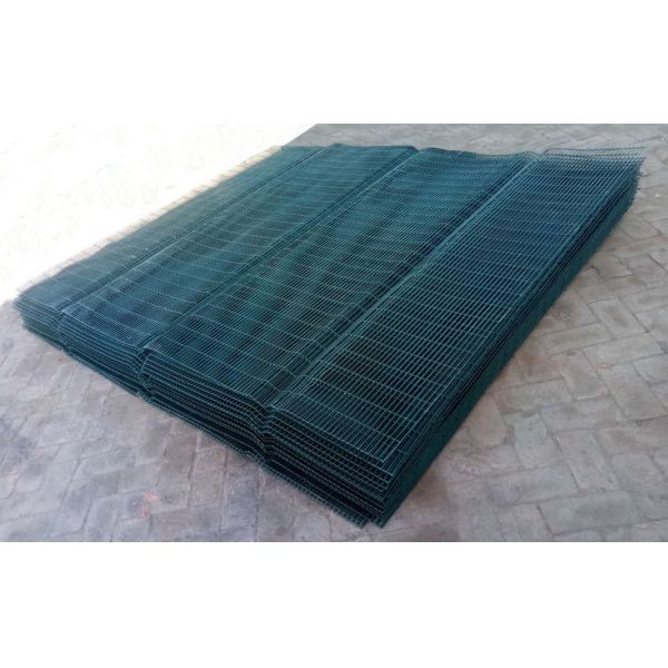 358 high security wire fence 12.7mm x 76.20mm diameter 3.00mm/4.00mm powder coated RAL 9001