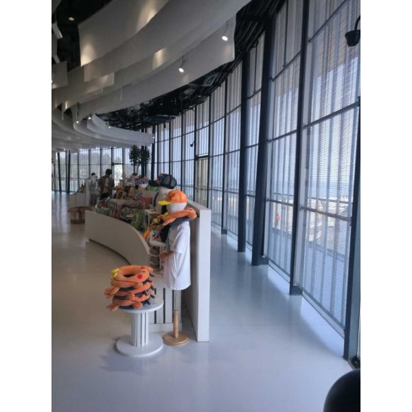 G3.91-7.82mm Transparent LED Screen 500x1000mm Indoor Advertising Display