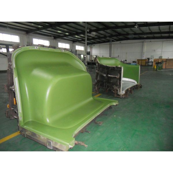 rotomolding road barrier