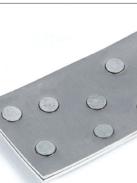 Simple operatation self piercing riveter road sign plate making machine and rivet