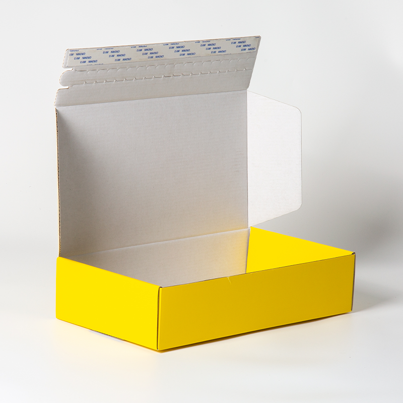 Custom Mailer Box With Tear Strip For Clothes Full Color Eco-Friendly Packaging Boxes