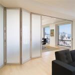 5mm Tempered Glass Commercial Aluminium Doors , Aluminum Frameless Folding