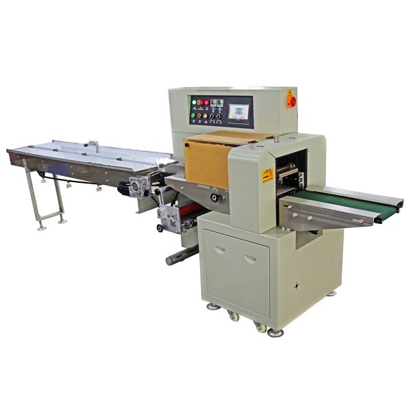 Down-walking paper bag conveyor belt horizontal packaging machine customized mask daily necessities food film packaging