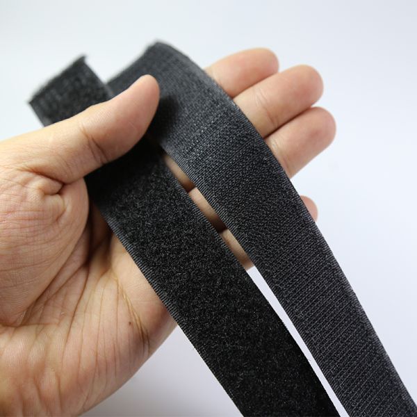 Wholesale free sample flexible High viscosity hook & Loop for garment accessories reusable magic strap